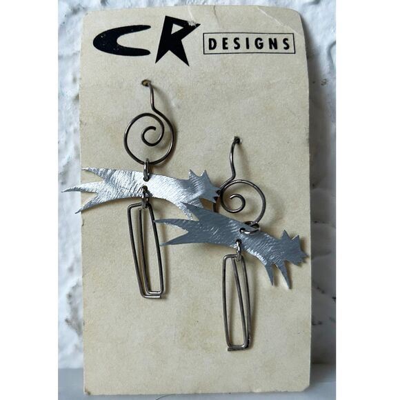 CR Designs Running Coyote Metal Dangle Earrings Southwest Native American Design - Picture 2 of 3